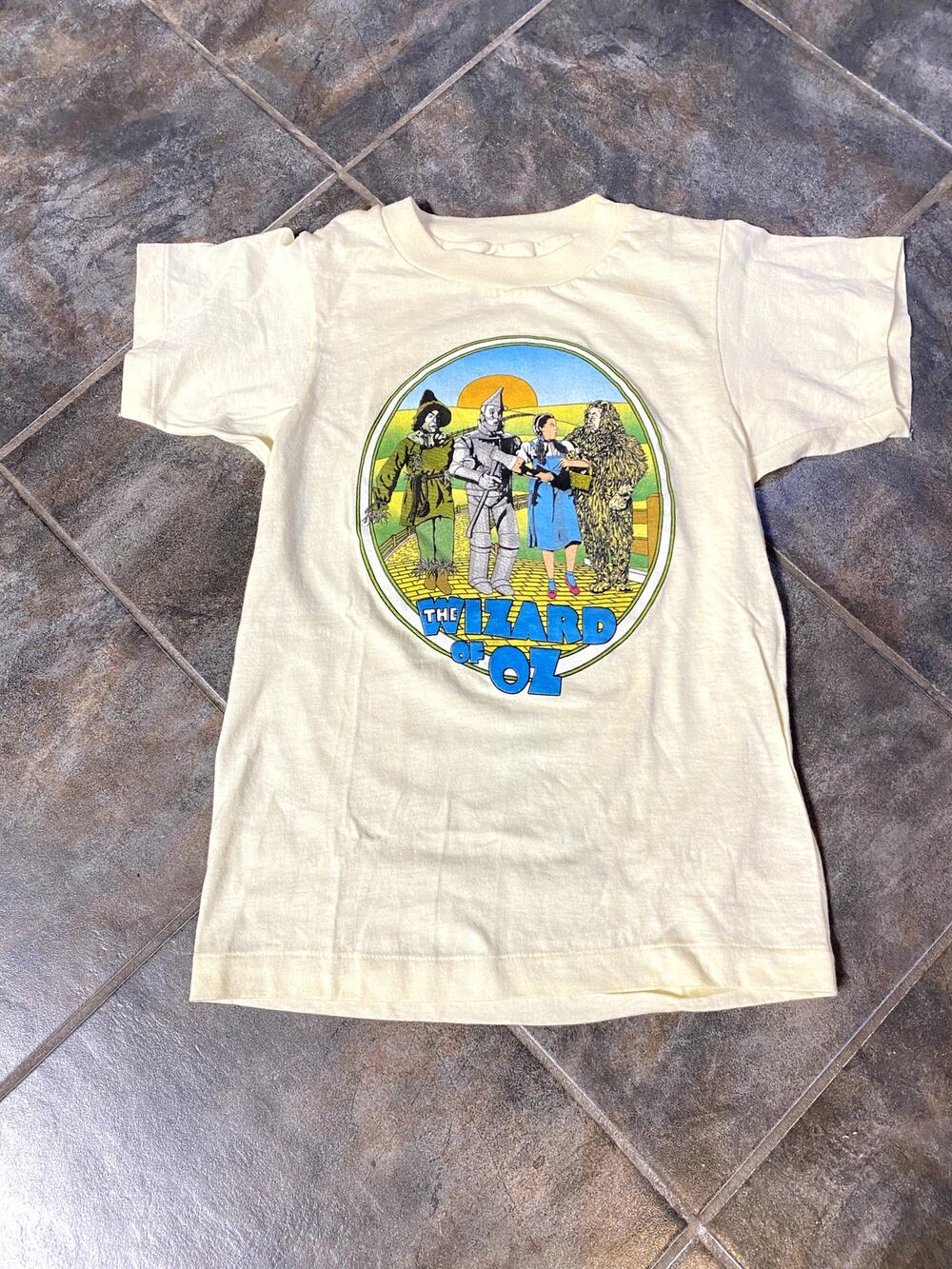 VINTAGE SINGLE STITCH "THE WIZARD OF OZ" KIDS TEE SIZE 6/8
